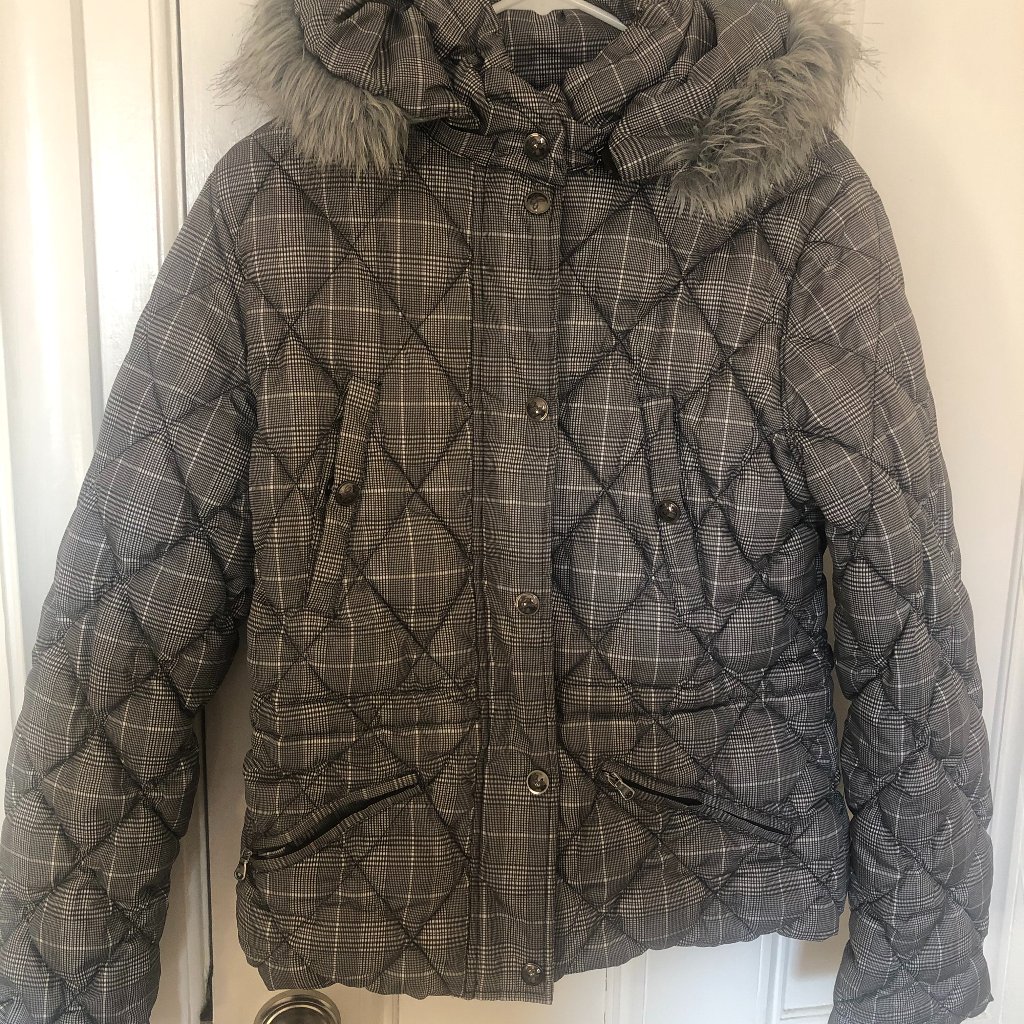 Guess Gray Patterned Winter Jacket